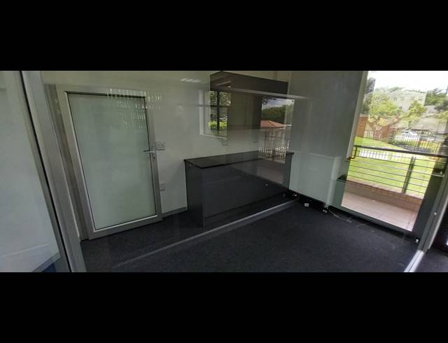 151M² OFFICE TO LET IN BRYANSTON